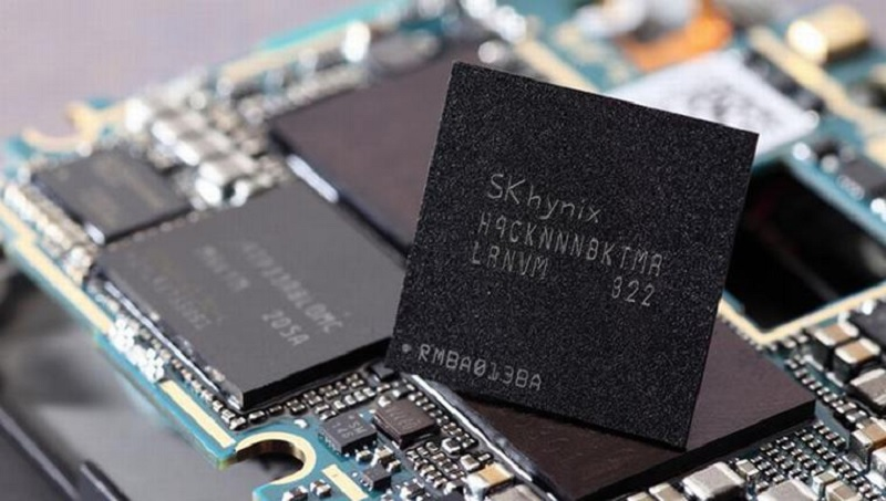 Xiaomi 11T Pro lẫn Xiaomi 12 đều kh&aacute; nhiều dung lượng 